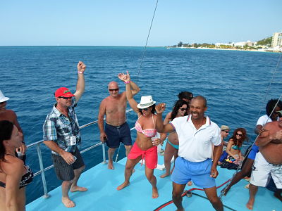Private Catamaran Boat Charters shore excursions groups